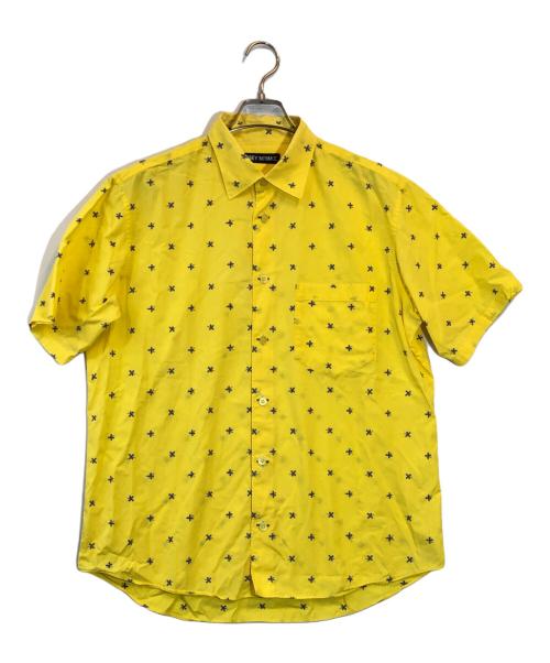 ISSEY MIYAKE（イッセイミヤケ）ISSEY MIYAKE (イッセイミヤケ) 刺繍デザイン半袖シャツ イエロー サイズ:3の古着・服飾アイテム