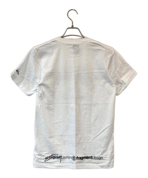 stussy（ステューシー）stussy (ステューシー) FRAGMENT DESIGN (フラグメントデザイン) One World. One Love. One Heart ホワイト サイズ:Sの古着・服飾アイテム