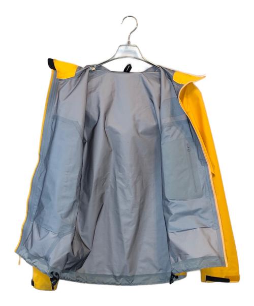 ARC'TERYX（アークテリクス）ARC'TERYX (アークテリクス) BETA JACKET イエロー サイズ:Sの古着・服飾アイテム