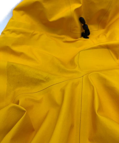 ARC'TERYX（アークテリクス）ARC'TERYX (アークテリクス) BETA JACKET イエロー サイズ:Sの古着・服飾アイテム