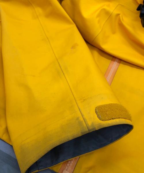 ARC'TERYX（アークテリクス）ARC'TERYX (アークテリクス) BETA JACKET イエロー サイズ:Sの古着・服飾アイテム