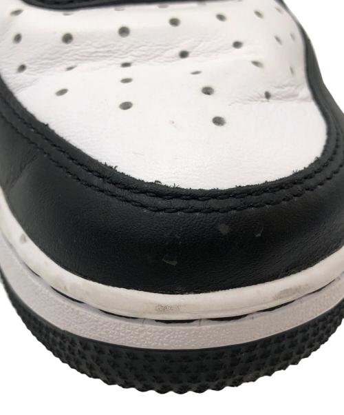 NIKE（ナイキ）NIKE (ナイキ) Terror Squad (テラー スクワッド) エアフォース1 ロー QS ブラックアウト サイズ:SIZE US 8の古着・服飾アイテム