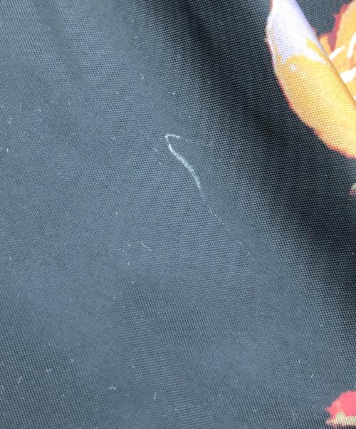 NIKE（ナイキ）NIKE (ナイキ) TECI+PACK (テックパック) AS M NSW TP PONCHO FLRL BLACK/BLACK マルチカラー サイズ:Mの古着・服飾アイテム