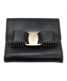 Salvatore Ferragamo（サルヴァトーレ フェラガモ）の古着「3つ折り財布」｜ブラック