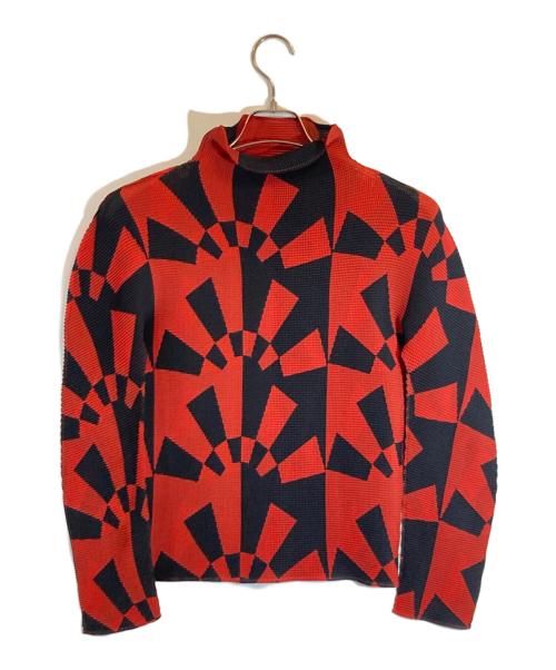 ISSEY MIYAKE me（イッセイ ミヤケ ミー）ISSEY MIYAKE ME (イッセイ ミヤケ ミー) プリーツカットソー レッド サイズ:下記参照の古着・服飾アイテム