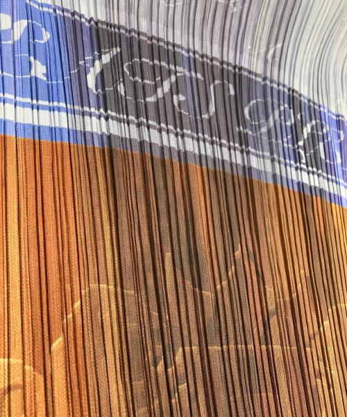 PLEATS PLEASE（プリーツプリーズ）PLEATS PLEASE (プリーツプリーズ) プリーツカットソー ブルー×ブラウン サイズ:3の古着・服飾アイテム