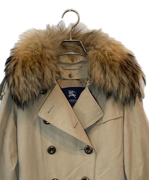 Burberry's（バーバリー）Burberry's (バーバリーズ) ファー付裏ノバチェックコート ベージュ サイズ:36の古着・服飾アイテム