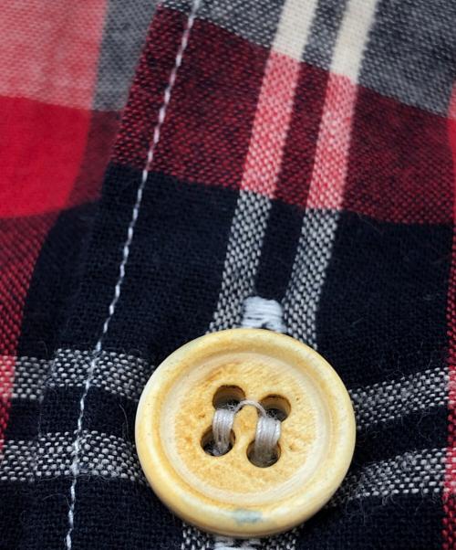 COMME des GARCONS HOMME（コムデギャルソン オム）COMME des GARCONS HOMME (コムデギャルソン オム) panel switching open collar shirt ブラック×レッド サイズ:下記参照の古着・服飾アイテム