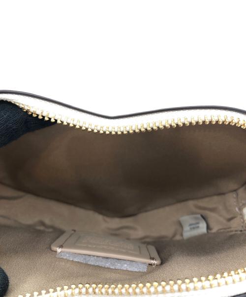 COACH（コーチ）COACH (コーチ) ハート型ショルダーバッグ ピンクの古着・服飾アイテム