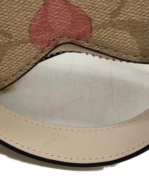 COACH（コーチ）COACH (コーチ) ハート型ショルダーバッグ ピンクの古着・服飾アイテム