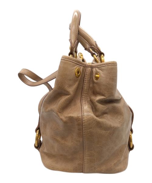 MIU MIU（ミュウミュウ）MIU MIU (ミュウミュウ) 2wayハンドバッグ ベージュの古着・服飾アイテム