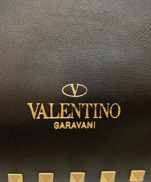 VALENTINO（ヴァレンティノ）VALENTINO (ヴァレンティノ) ロックスタッズクラッチバッグ ブラックの古着・服飾アイテム
