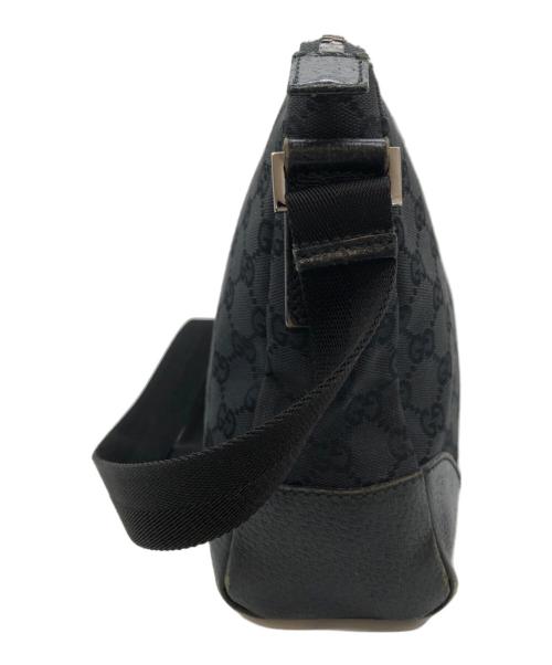 GUCCI（グッチ）GUCCI (グッチ) GGキャンバスショルダーバッグ ブラックの古着・服飾アイテム