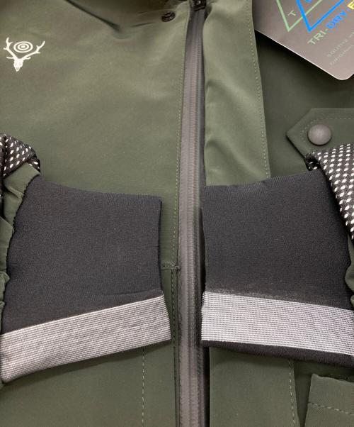 South2 West8（サウスツー ウエストエイト）South2 West8 (サウスツー ウエストエイト) ショート丈ナイロンジャケット グリーン サイズ:Mの古着・服飾アイテム