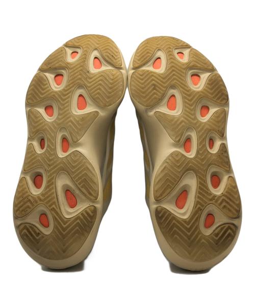 adidas（アディダス）adidas (アディダス) YEEZY 700 V3 SAFFLOWER ベージュ サイズ:28ｃｍの古着・服飾アイテム