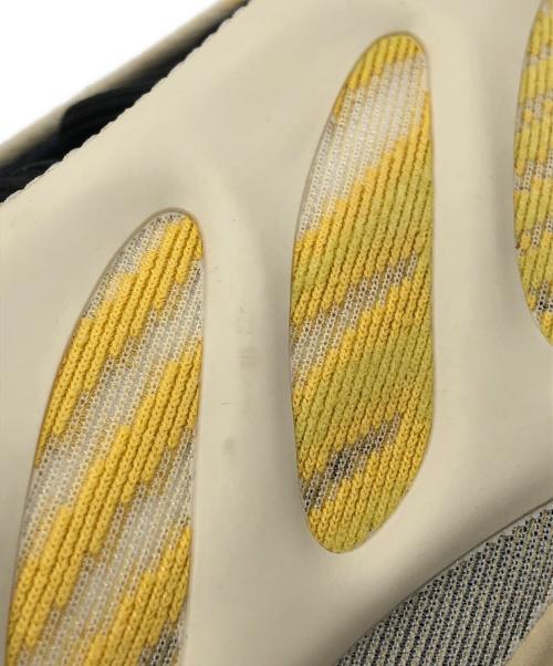 adidas（アディダス）adidas (アディダス) YEEZY 700 V3 SAFFLOWER ベージュ サイズ:28ｃｍの古着・服飾アイテム