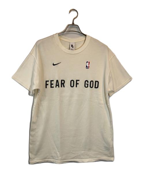 NIKE（ナイキ）NIKE (ナイキ) FEAR OF GOD (フィア・オブ・ゴッド) NBA (エヌビーエー) Warm Up T-Shirt ホワイト サイズ:Mの古着・服飾アイテム
