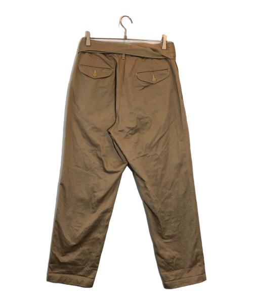 COMOLI（コモリ）COMOLI (コモリ) ベルテッドチノパンツ ベージュ サイズ:SIZE 1の古着・服飾アイテム