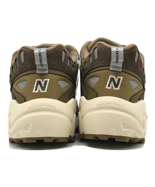 NEW BALANCE（ニューバランス）NEW BALANCE (ニューバランス) A BATHING APE (ア ベイシング エイプ) NB 703 カーキ サイズ:26ｃｍ 未使用品の古着・服飾アイテム