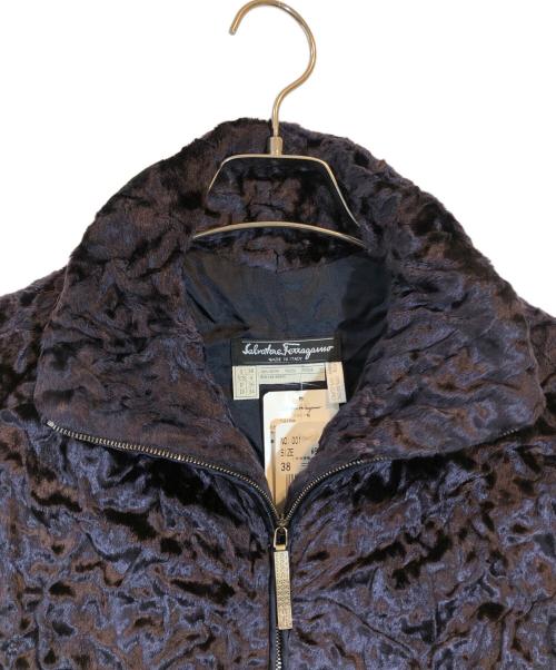 Salvatore Ferragamo（サルヴァトーレ フェラガモ）Salvatore Ferragamo (サルヴァトーレ フェラガモ) コート パープル サイズ:SIZE 38 未使用品の古着・服飾アイテム