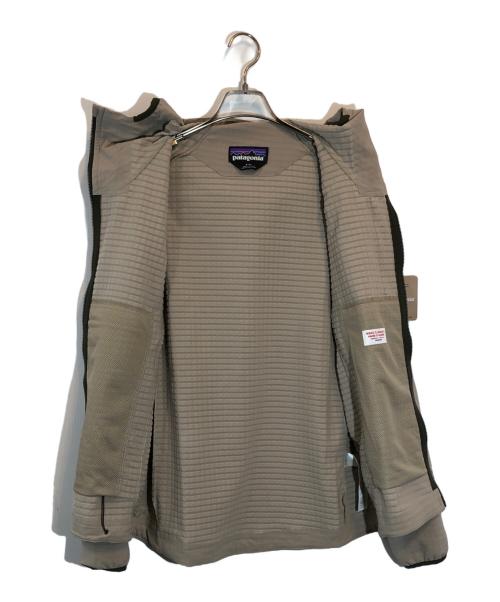 Patagonia（パタゴニア）Patagonia (パタゴニア) R1 テックフェイス・フーディ ベージュ サイズ:SIZE Sの古着・服飾アイテム