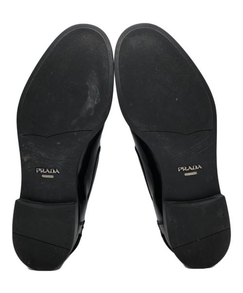 PRADA（プラダ）PRADA (プラダ) エナメルローファー ブラック サイズ:SIZE 7 1/2の古着・服飾アイテム