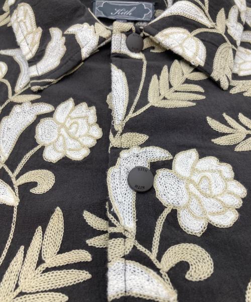 KITH（キス）KITH (キス) Embroidered Floral Woodpoint Shirt ブラウン サイズ:SIZE Mの古着・服飾アイテム