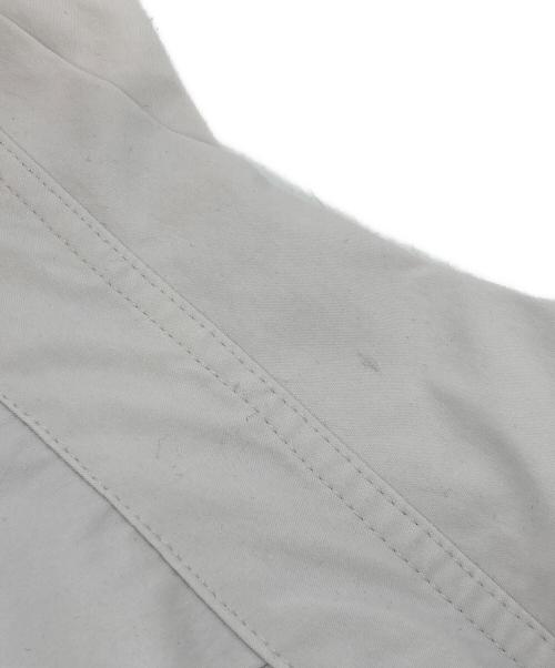 HOMME PLISSE ISSEY MIYAKE（オム プリッセ イッセイ ミヤケ）HOMME PLISSE ISSEY MIYAKE (オム プリッセ イッセイ ミヤケ) Packable Shirt パッカブルシャツ ホワイト サイズ:3の古着・服飾アイテム