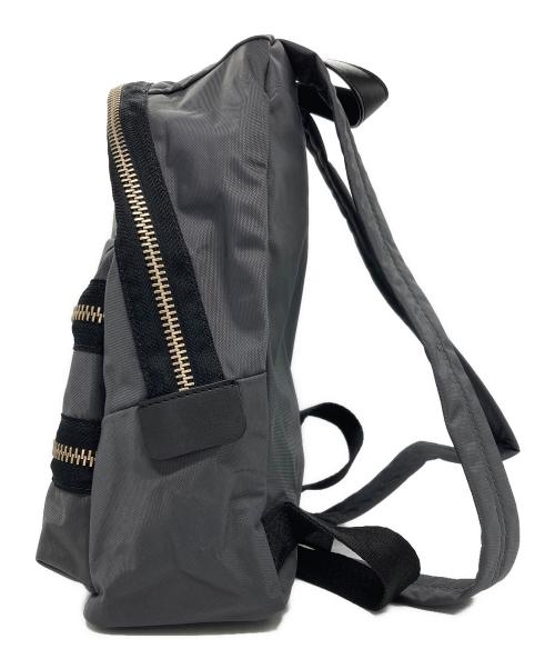 MARC JACOBS（マークジェイコブズ）MARC JACOBS (マークジェイコブス) THE BIKER NYLON MEDIUM グレー サイズ:下記参照の古着・服飾アイテム