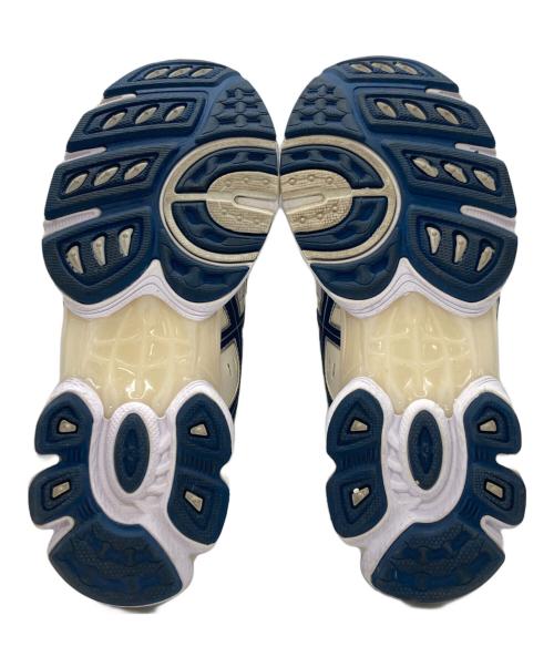 asics（アシックス）asics (アシックス) GEL-NIMBUS9 ネイビー×ベージュ サイズ:25.5ｃｍの古着・服飾アイテム