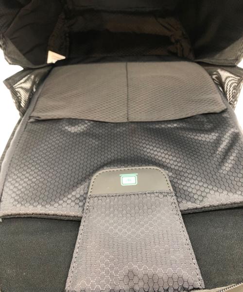 KORIN（コリンデザイン）KORIN (コリンデザイン) 防刃盗難防止リュック ブラックの古着・服飾アイテム