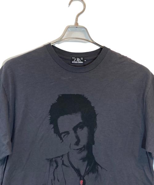 Hysteric Glamour（ヒステリックグラマー）Hysteric Glamour (ヒステリックグラマー) DENNIS MORRIS/SID 1977 Tシャツ グレー サイズ:XLの古着・服飾アイテム