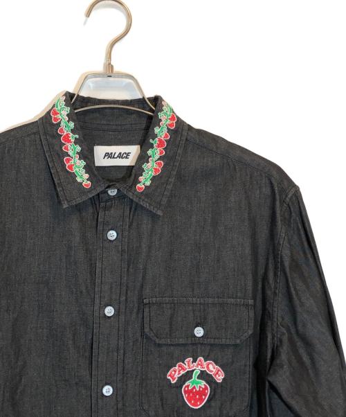 PALACE（パレス）PALACE (パレス) 刺繍デニムシャツ ブラック サイズ:SIZE Sの古着・服飾アイテム