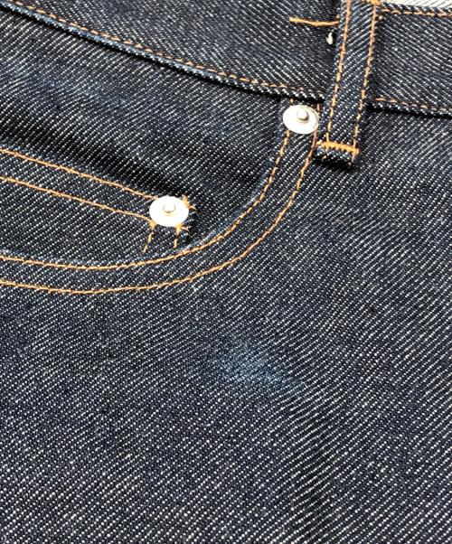 A.P.C.（アーペーセー）A.P.C. (アーペーセー) センタープレスデニムパンツ インディゴ サイズ:29の古着・服飾アイテム