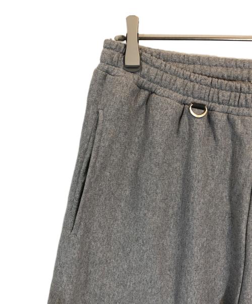 uniform experiment（ユニフォームエクスペリメント）uniform experiment (ユニフォームエクスペリメント) AUTHENTIC LOGO SWEAT グレー サイズ:SIZE Mの古着・服飾アイテム