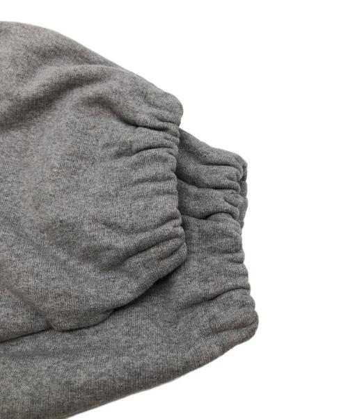 uniform experiment（ユニフォームエクスペリメント）uniform experiment (ユニフォームエクスペリメント) AUTHENTIC LOGO SWEAT グレー サイズ:SIZE Mの古着・服飾アイテム