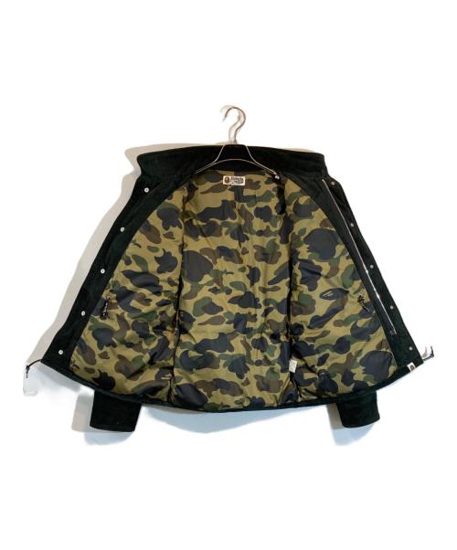 A BATHING APE（ア ベイシング エイプ）A BATHING APE (ア ベイシング エイプ) CAW SUEDE M65 DOWN JACKET ブラック サイズ:Mの古着・服飾アイテム