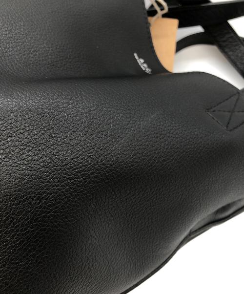 A.P.C.（アーペーセー）A.P.C. (アーペーセー) MAIKO SMALL2WAYレザートートバッグ ブラック サイズ:下記参照の古着・服飾アイテム