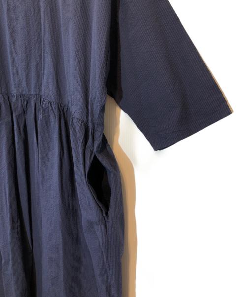 homspun（ホームスパン）homspun (ホームスパン) シアサッカーストライプ 七分袖ワンピース ネイビー サイズ:SIZE 3の古着・服飾アイテム