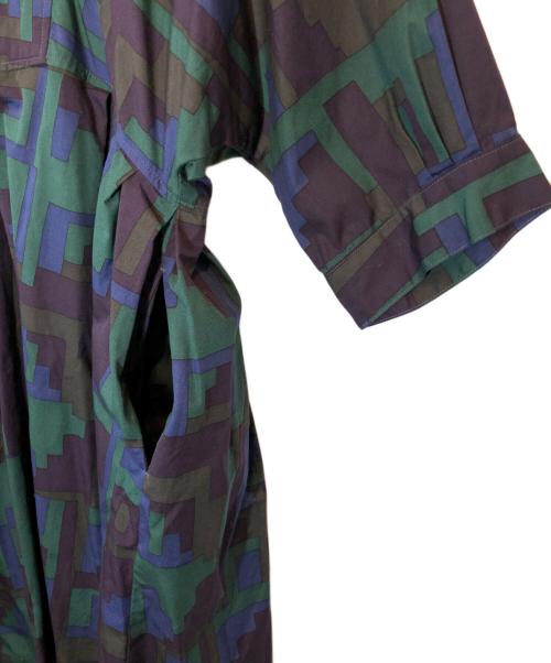 homspun（ホームスパン）homspun (ホームスパン) パッチワークプリント七分袖ワンピース グリーン サイズ:SIZE 3の古着・服飾アイテム