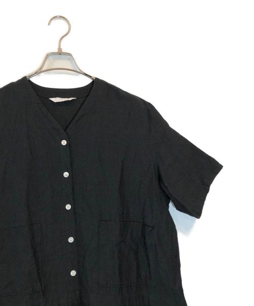 homspun（ホームスパン）homspun (ホームスパン) リネンバイオVネックタックワンピース ブラック サイズ:SIZE Mの古着・服飾アイテム