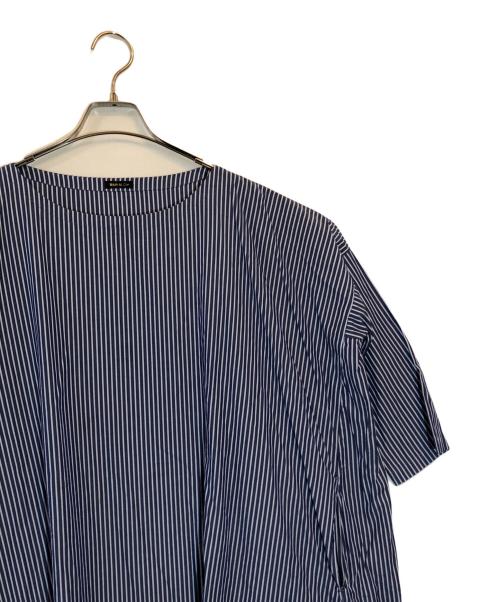 R&D.M.Co-OLDMAN'S TAILOR（オールドマンズテイラー）R&D.M.Co-OLDMAN'S TAILOR (オールドマンズテイラー) ストライプワンピース ネイビー サイズ:記載なしの古着・服飾アイテム