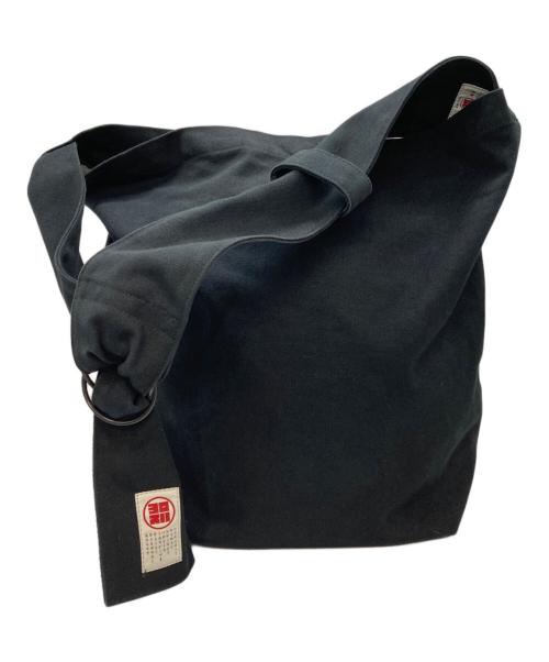 yorozu（ヨロズ）yorozu (ヨロズ) キャンバスタスキBAG ブラックの古着・服飾アイテム