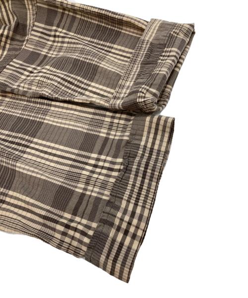 Veritecoeur（ヴェリテクール）Veritecoeur (ヴェリテクール) ヘンリーネックワンピース ブラウン サイズ:SIZE Freeの古着・服飾アイテム