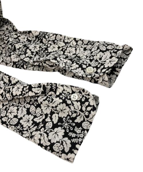 R&D.M.Co-OLDMAN'S TAILOR（オールドマンズテーラー）R&D.M.Co-OLDMAN'S TAILOR (オールドマンズテイラー) ワイルドベリーシャツワンピース ホワイト×ブラック サイズ:SIZE Freeの古着・服飾アイテム