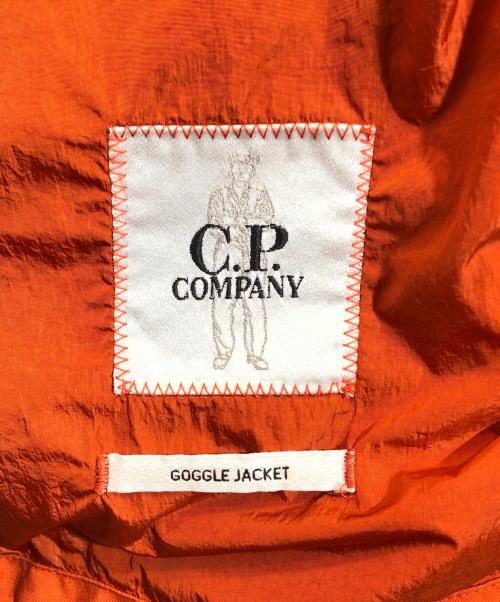C.P COMPANY（シーピーカンパニー）C.P COMPANY (シーピーカンパニー) Chrome-R Mixed Garment Dyed Goggle Overshirt オレンジ サイズ:Lの古着・服飾アイテム