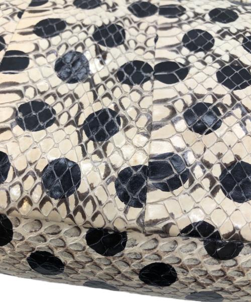 MIU MIU（ミュウミュウ）MIU MIU (ミュウミュウ) パイソンドット2WAYショルダーバッグ ホワイト×ブラックの古着・服飾アイテム