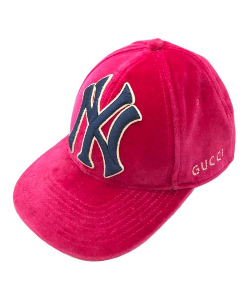 GUCCI（グッチ）GUCCI (グッチ) MLB (エムエルビー) ベロアヤンキースキャップ ショッキングピンク サイズ:SIZE 57-61の古着・服飾アイテム