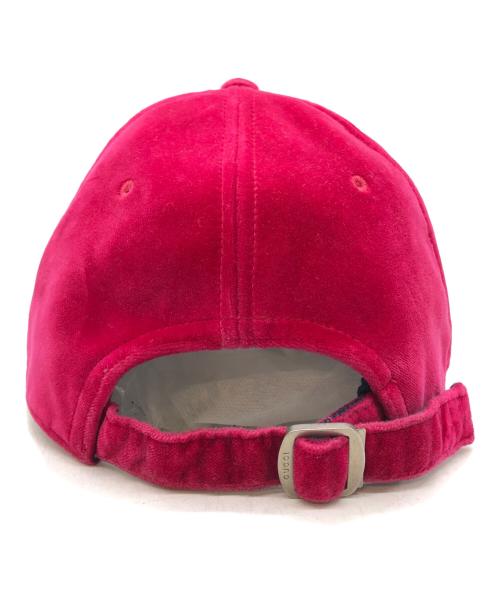 GUCCI（グッチ）GUCCI (グッチ) MLB (エムエルビー) ベロアヤンキースキャップ ショッキングピンク サイズ:SIZE 57-61の古着・服飾アイテム