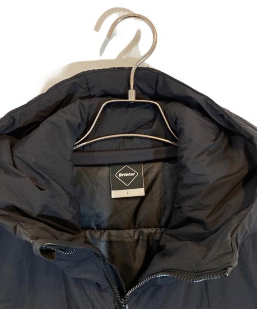 F.C.R.B.（エフシーレアルブリストル）F.C.R.B. (エフシーレアルブリストル) INSULATION PADDED HOODED JACKET（インスレイションパデッドフーディッドジャケット） ブラック サイズ:Lの古着・服飾アイテム